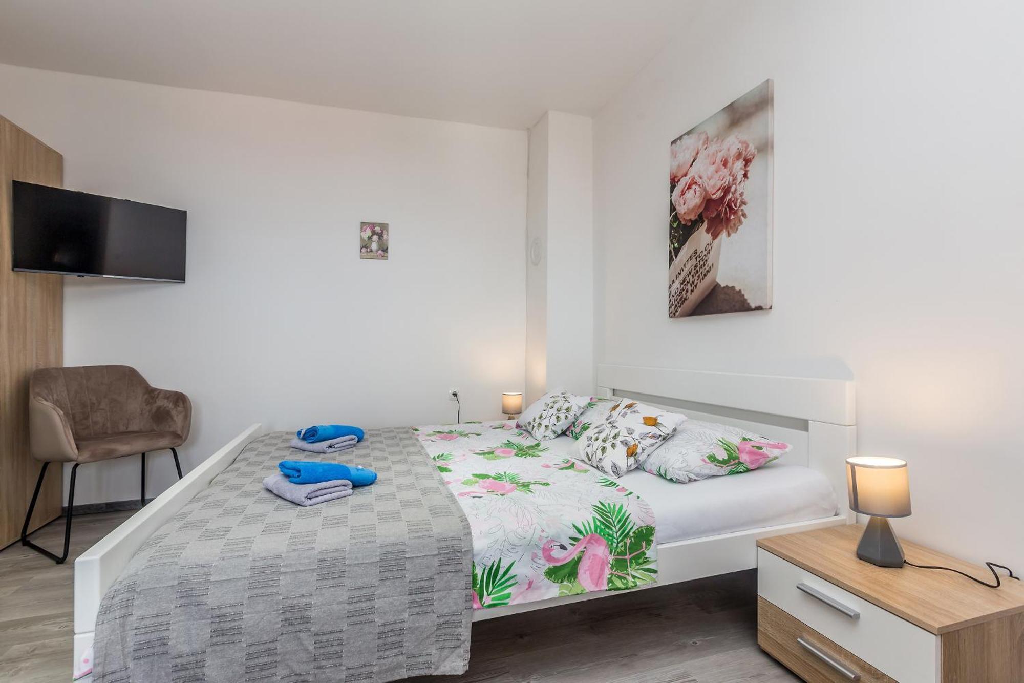 Apartmani Tena Njivice Kültér fotó