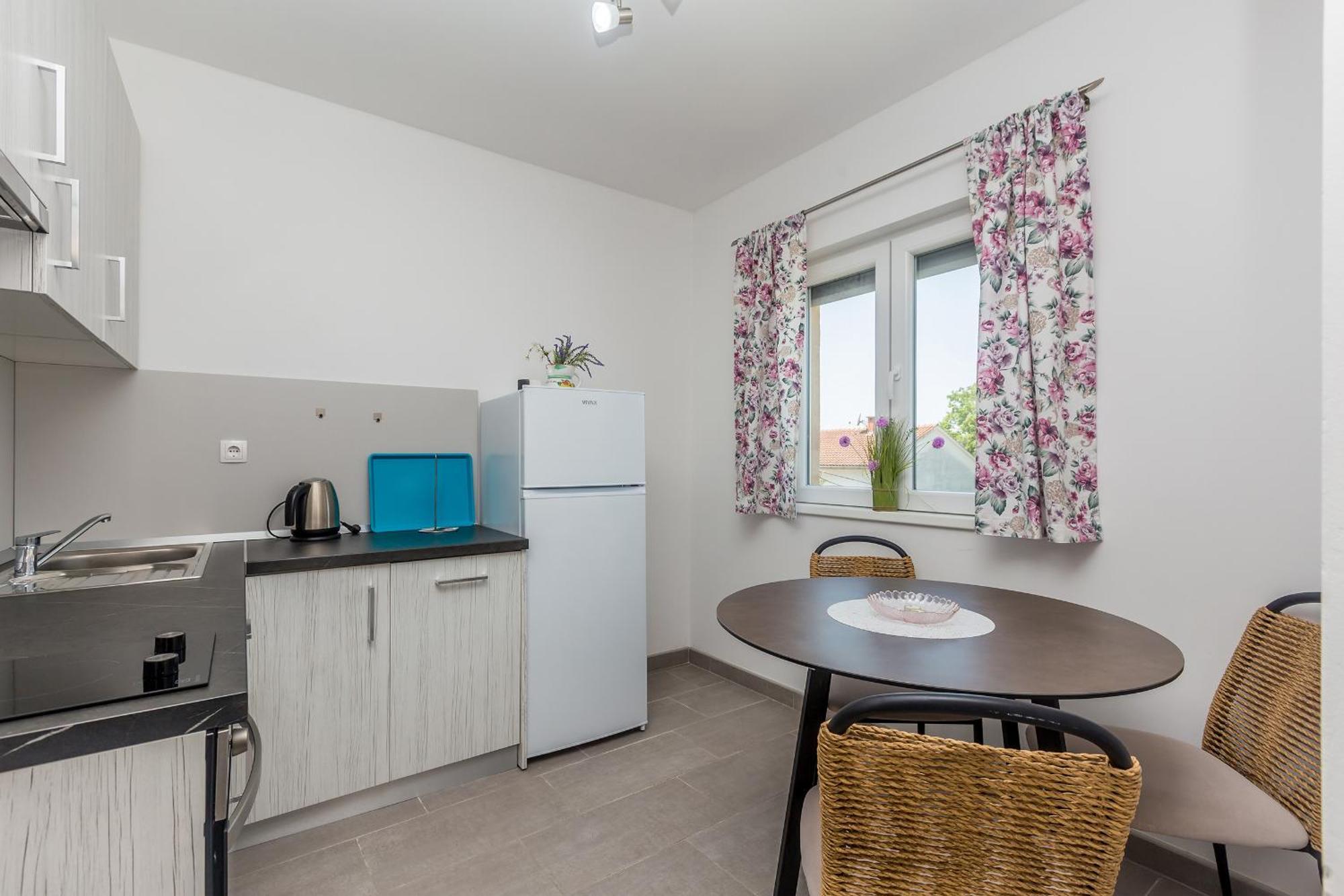 Apartmani Tena Njivice Kültér fotó