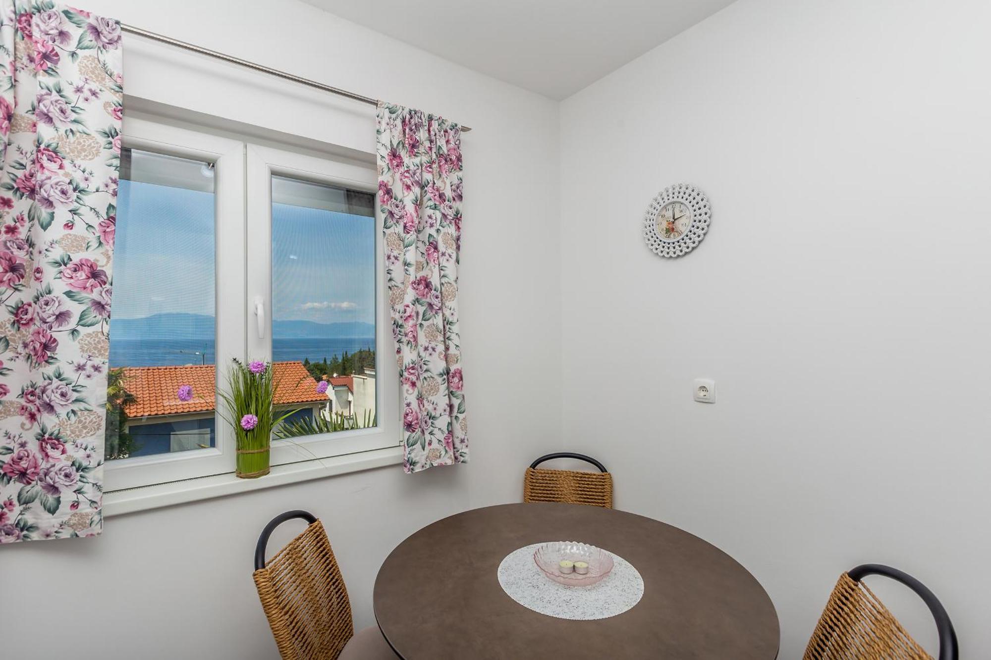 Apartmani Tena Njivice Kültér fotó