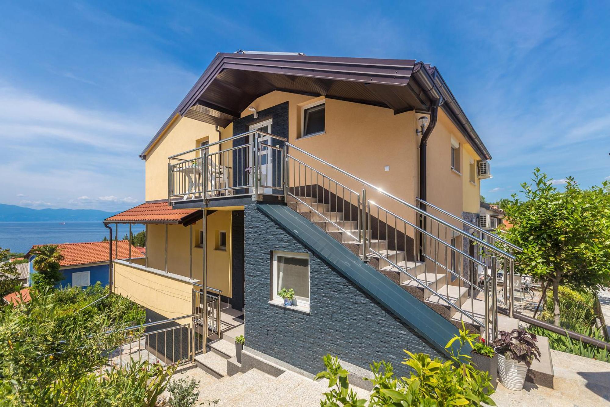 Apartmani Tena Njivice Kültér fotó
